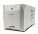 APC Smart-UPS 700VA w/Auto Select Input Voltage 120V/230V In 120V Out